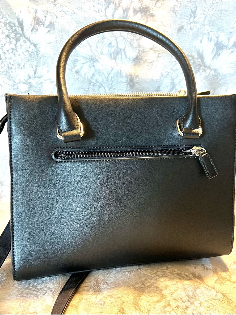Edgy Chic Black Denver Hayes Studded Satchel Crossbody Handbag 🖤 - Picture 9 of 9